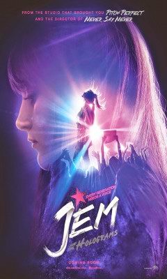 JEM AND THE HOLOGRAMS: ΖΩΗ ΣΑΝ ΣΟΥΠΕΡ ΣΤΑΡ